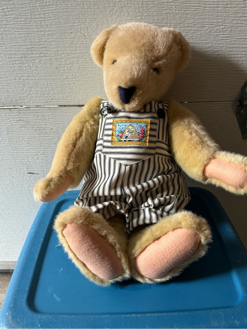 Cornelius Vanderbear 1982 vintage  Plush Teddy Bear in Beige Overalls - Kids